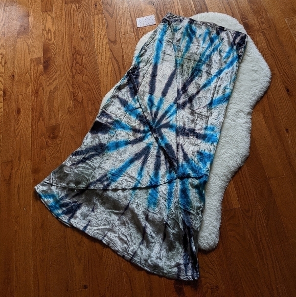 FREE People serious swagger tie dye velvet skirt - Picture 7 of 8